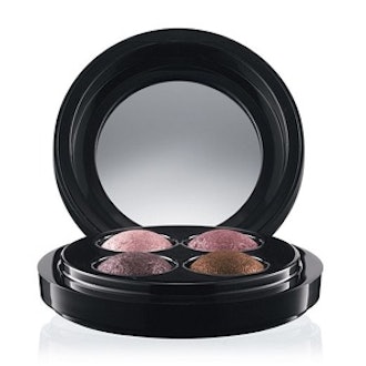 Mineralize Eyeshadow in A Medley of Mauves
