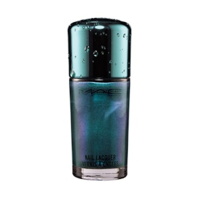 Alluring Aquatic Nail Lacquer in Neptune