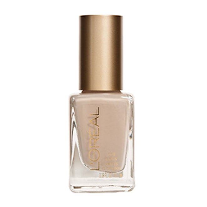 Color Riche Nail Polish in Walk On The Beach