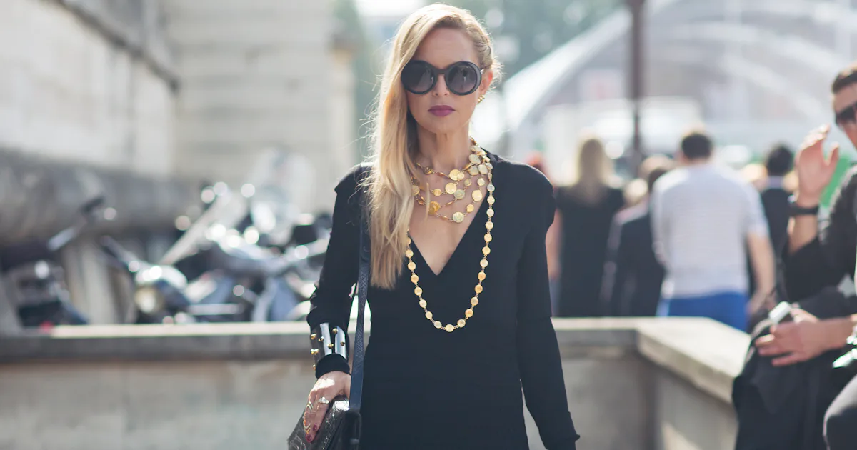 Rachel Zoe Street Style: Rock Head-To-Toe Black With Flair Rachel Zoe Street Style: Rock Head-To-Toe Black With Flair