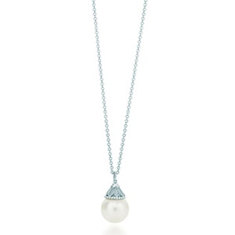 Ziegfeld Collection pearl pendant in sterling silver