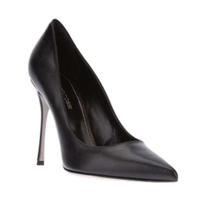 Pointed-Toe Pump