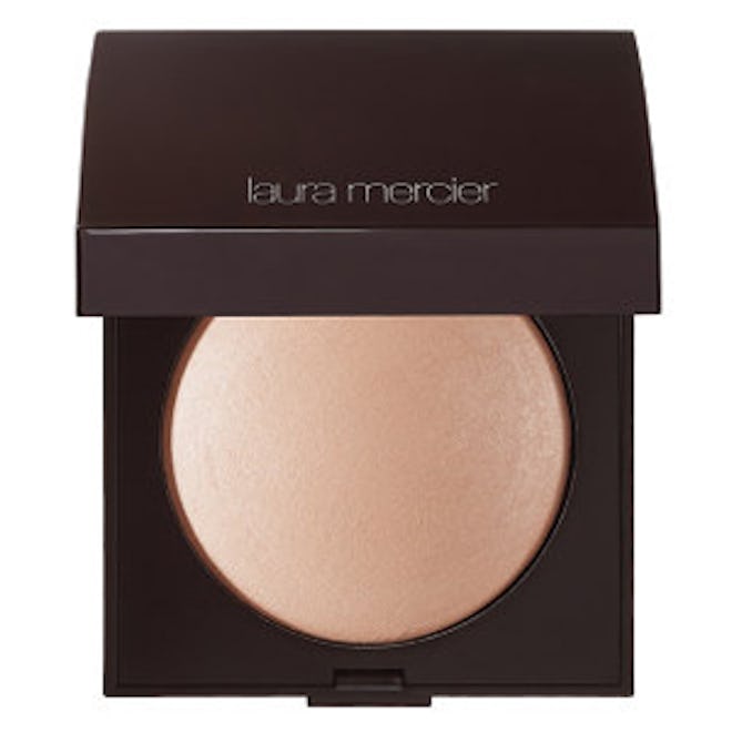 Matte Radiance Baked Powder Compact in Highlight