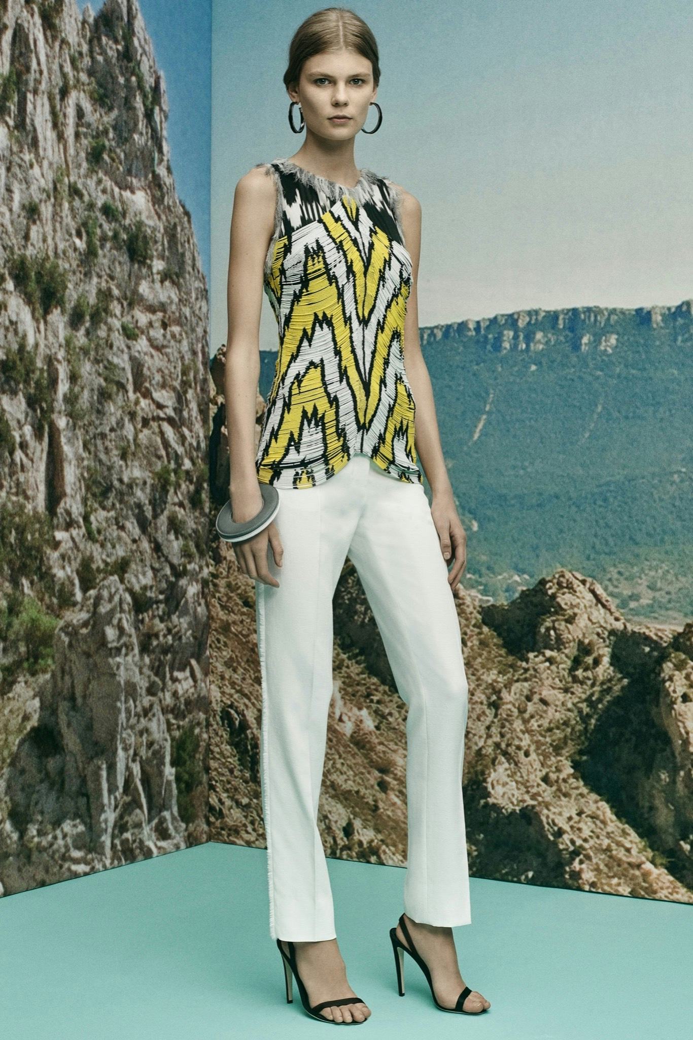 The Cool New Way To Wear Hoop Earrings