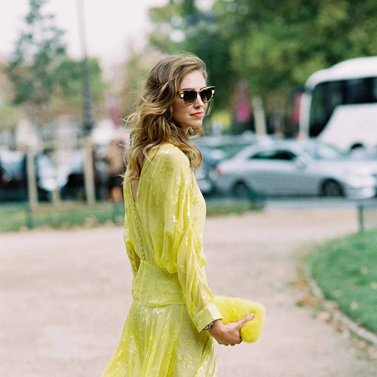 How To Wear Sneakers With A Dress How To Wear Sneakers With A Dress