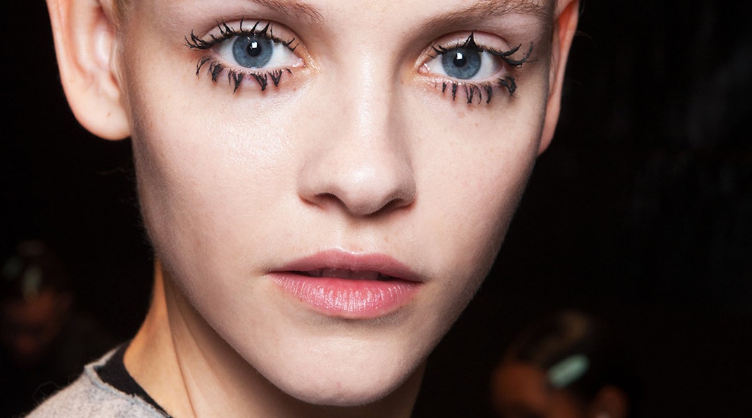 The Mascara Trend That S Making A Big Comeback