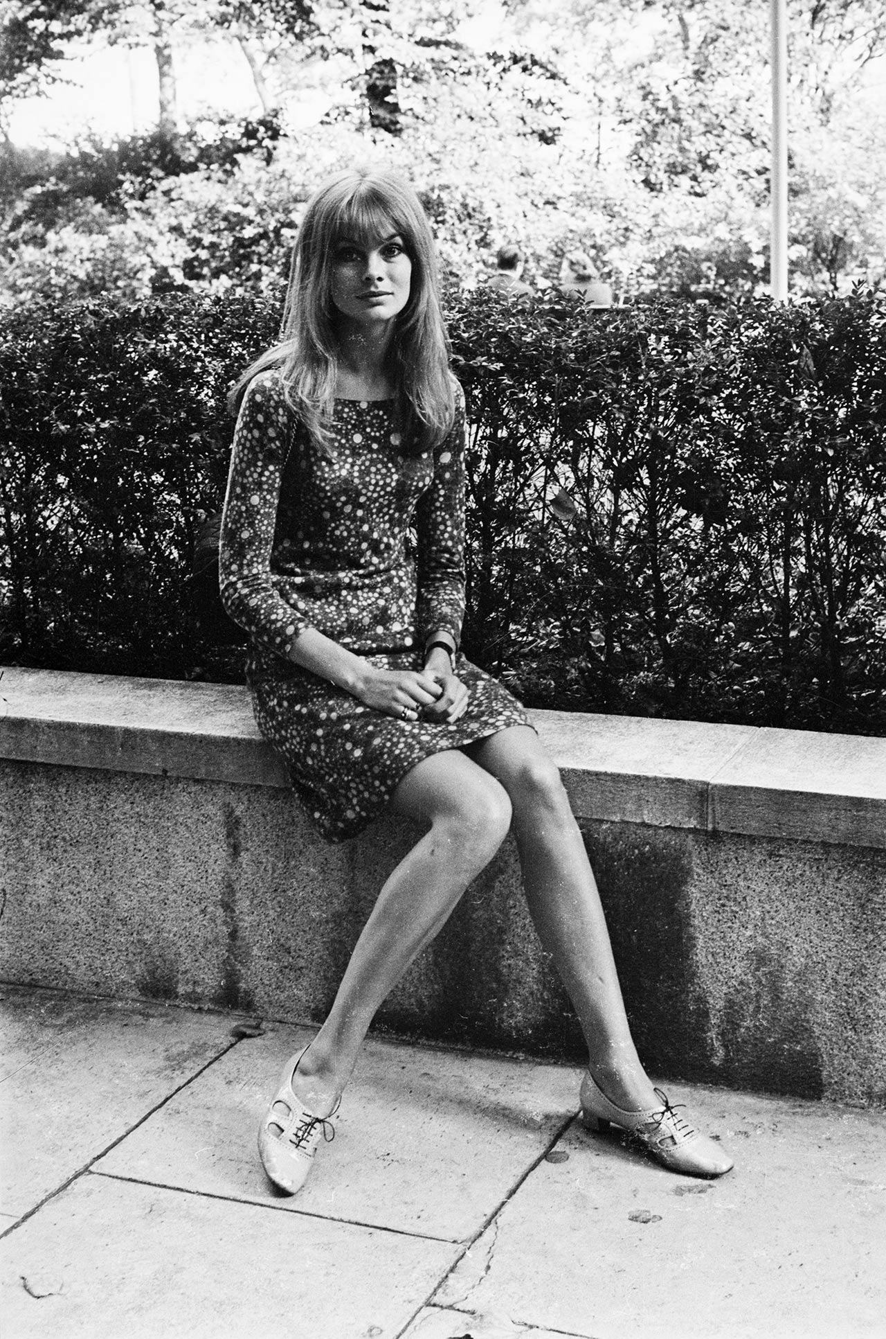 White Mini Dress Jean Shrimpton