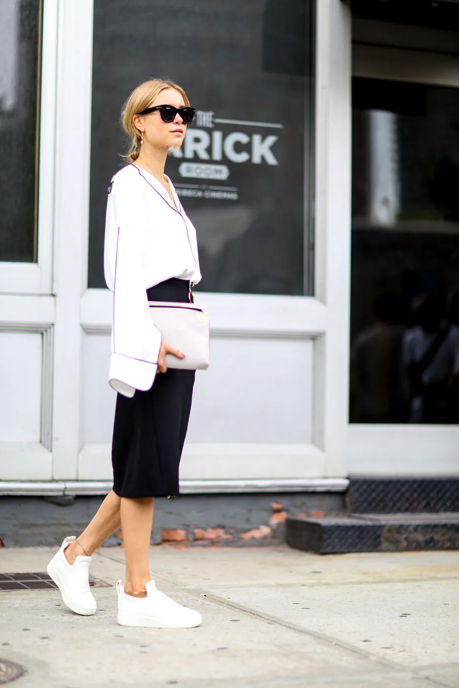 How Street Style Stars Are Putting Comfort First at the Shows
