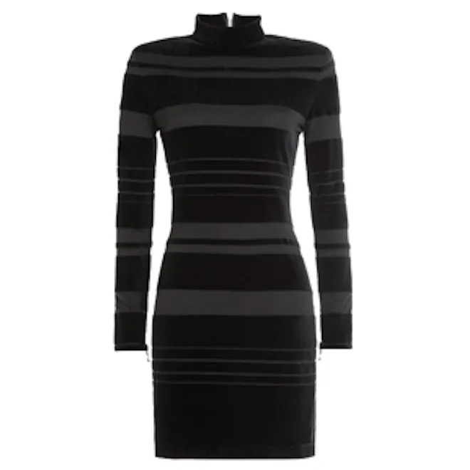 This Balmain x H&M Dress Is Already Selling For $1.2K This Balmain x H&M Dress Is Already Selling For $1.2K