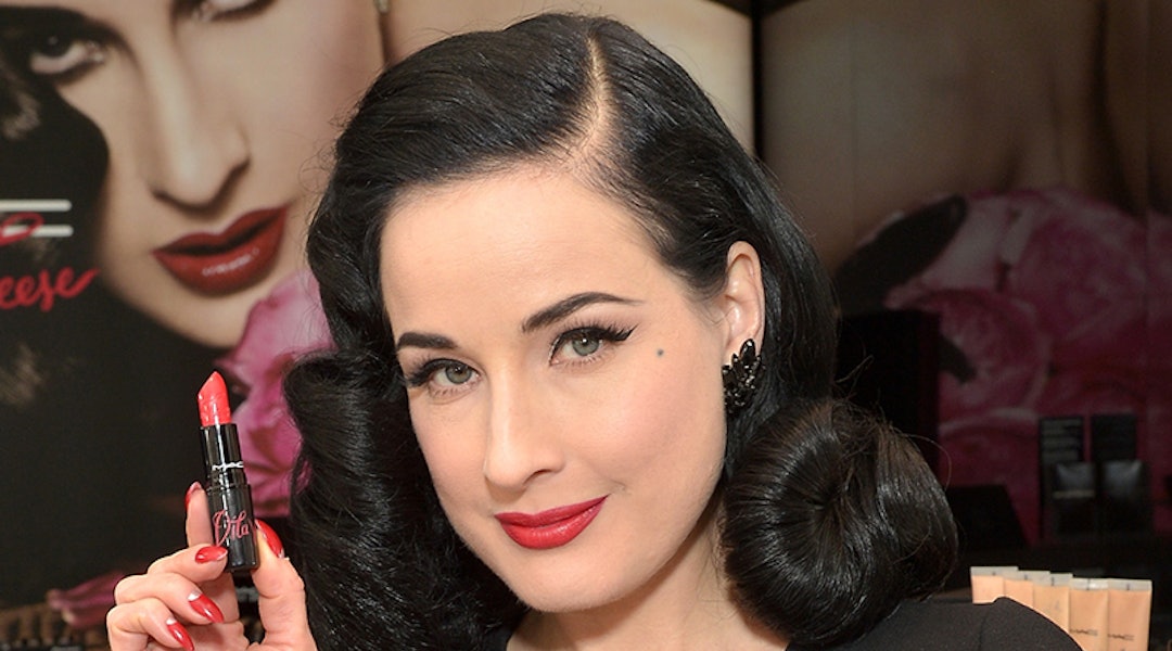 A Peek Into Dita Von Teese S Glamorous Beauty Routine