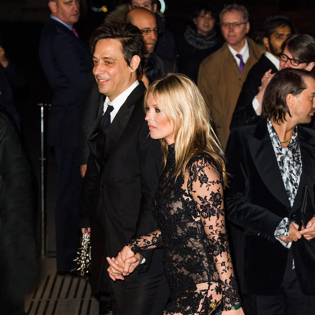 The Kate Moss Guide To Wearing All Black The Kate Moss Guide To Wearing All Black