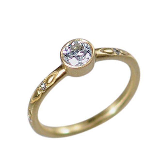 Yellow Gold & Brilliant Diamond Ring