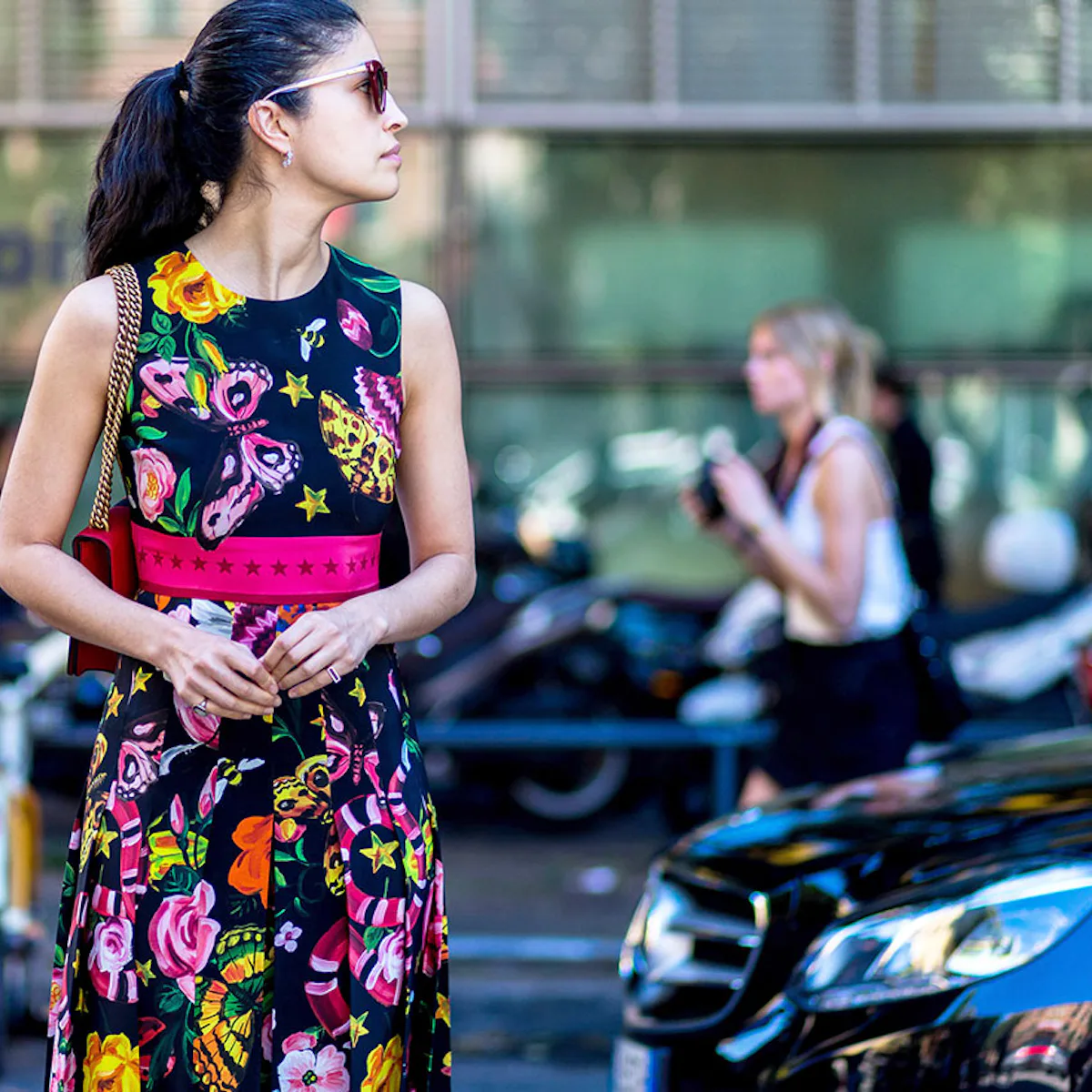 body fit dress style How I style a bodycon dress on a pear-shaped body type.. Like ME , When you carry more weight on your lower body, you feel like certain dresses arent meant for you.. but honestly? Styling is all