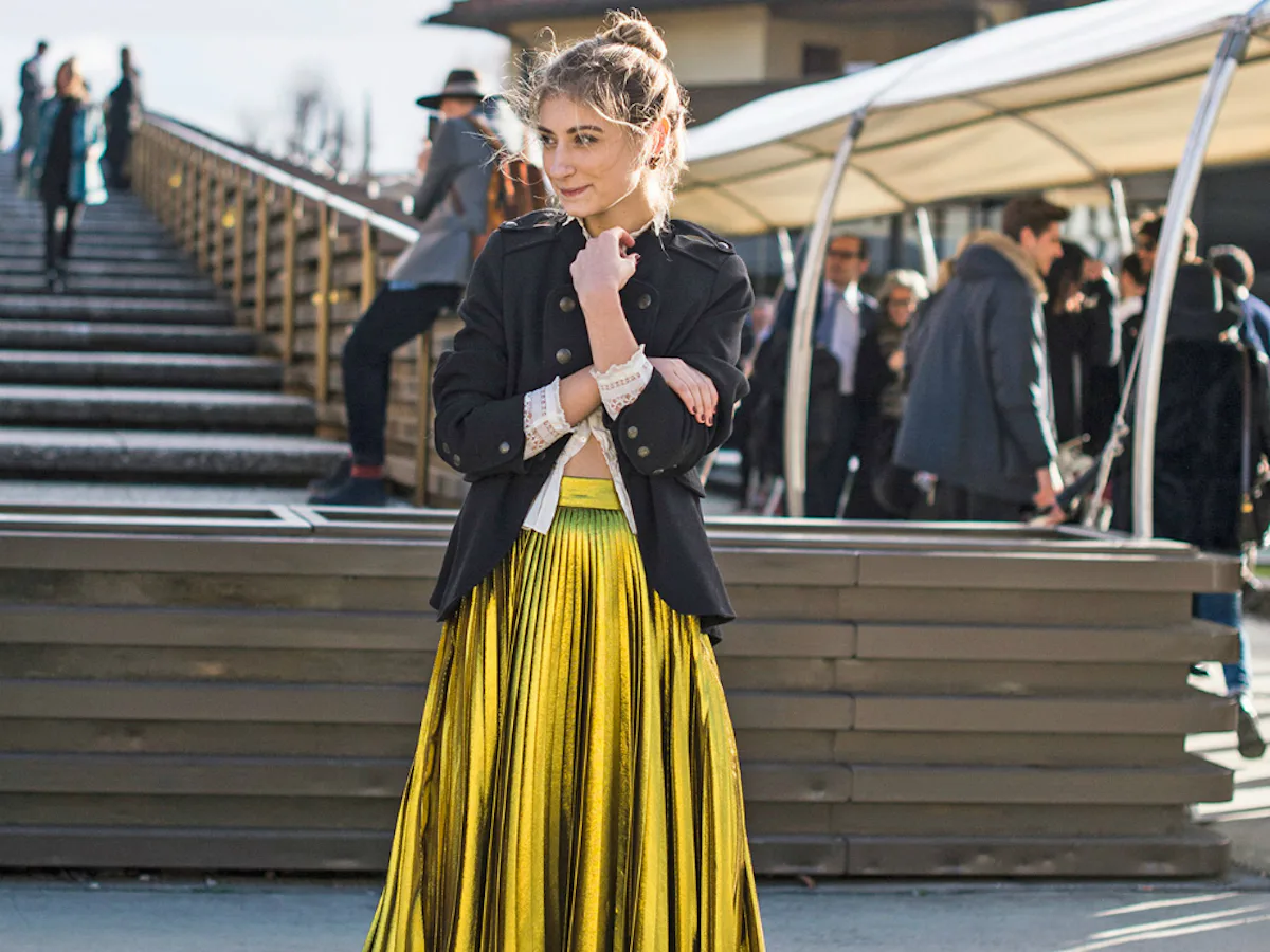 dress up pleated skirt How to wear a long pleat skirt