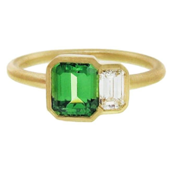 Yellow Gold, Green Tsavorite & Diamond Ring