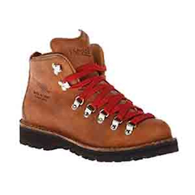 Mountain Light Cascade Hiking Boots