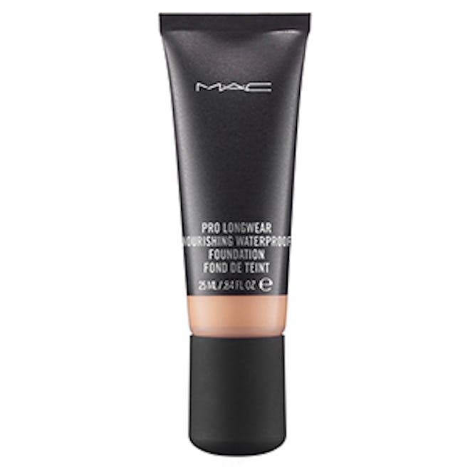 Pro Longwear Nourishing Waterproof Foundation