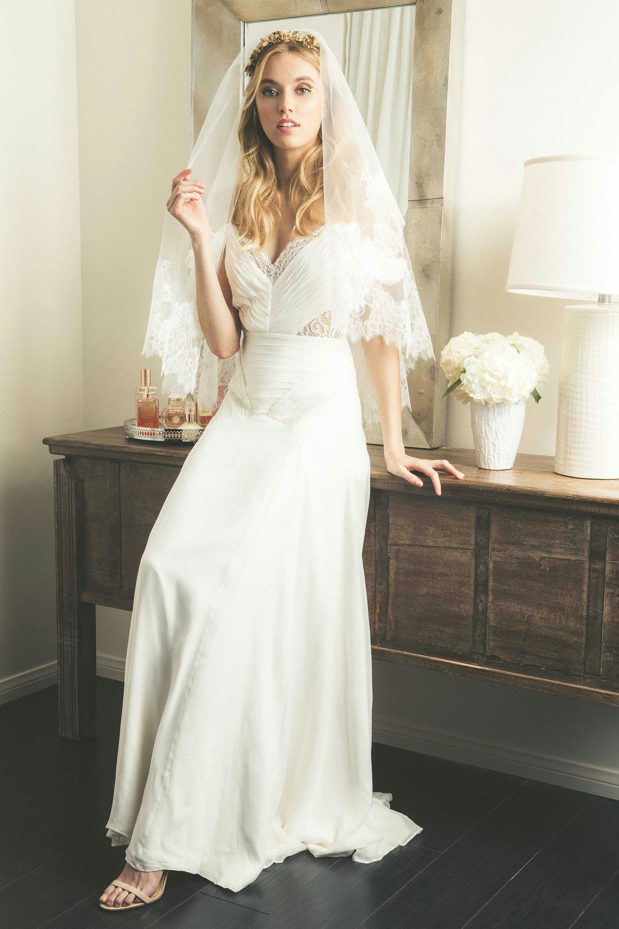 Truly zac posen hotsell seamed satin wedding dress