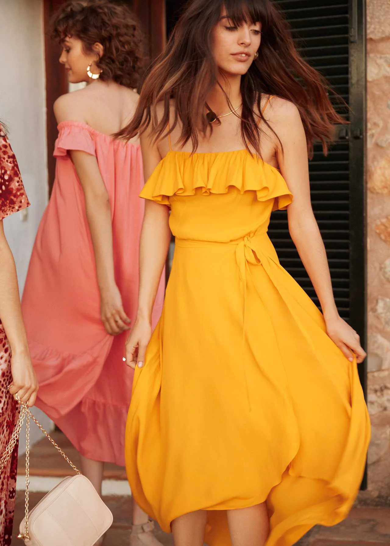 a line v neck floor length chiffon evening dress A-line V-neck Wide Strap Rhinestone neckline_Off The Shoulder Chiffon Fit let's take a second Size:extra small