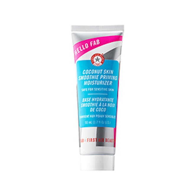 First Aid Beauty Hello Fab Coconut Skin Smoothie Priming Moisturizer