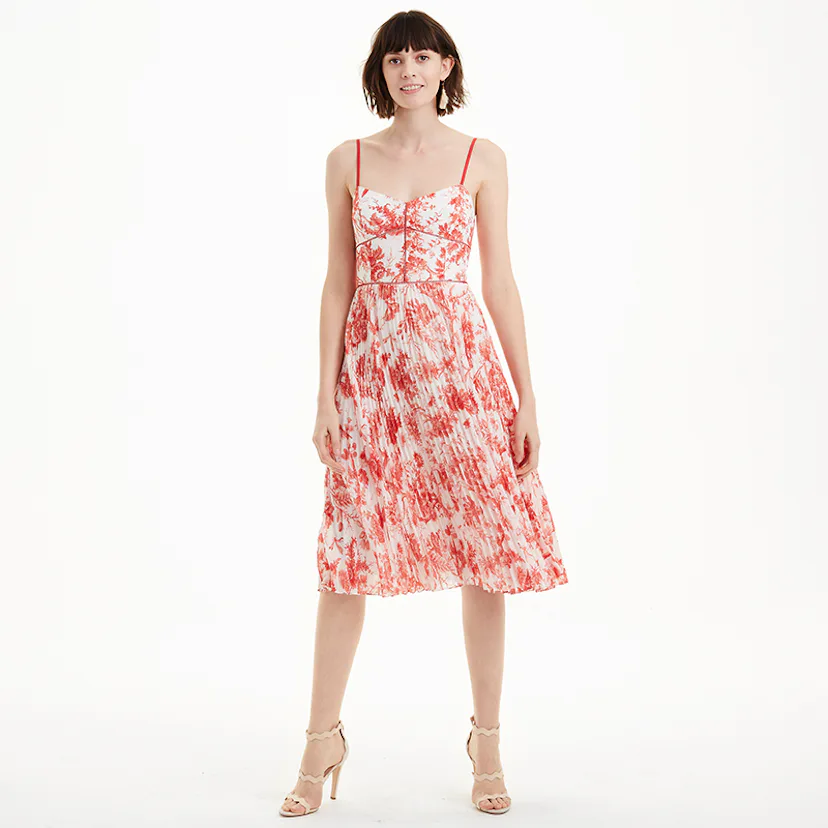 meghan markle club monaco dress Meghan Markle's Christmas dress from Club Monaco is on sale