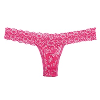 Signature Low-Rise Stretch-Lace Thong