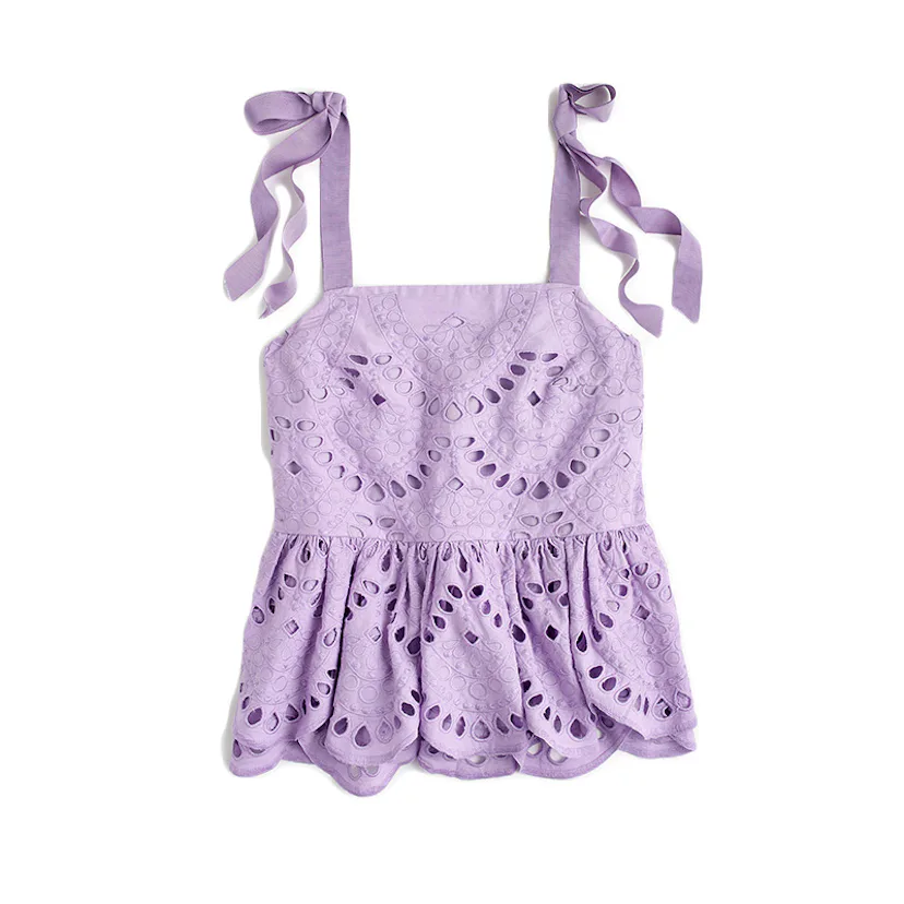 This Ultra-Feminine Summer Trend Instantly Elevates Any Outfit This Ultra-Feminine Summer Trend Instantly Elevates Any Outfit