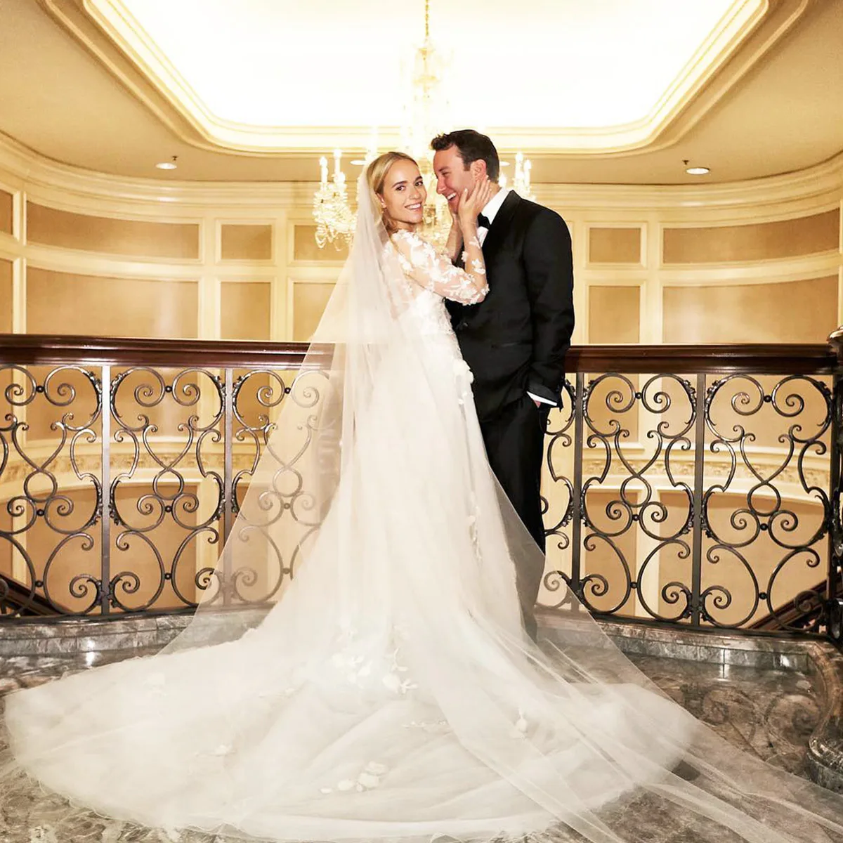 amy wedding dress designer This Is How A Wedding Dress Is Designed