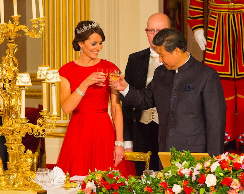 Kate Middleton toasting with her guest during the dinner