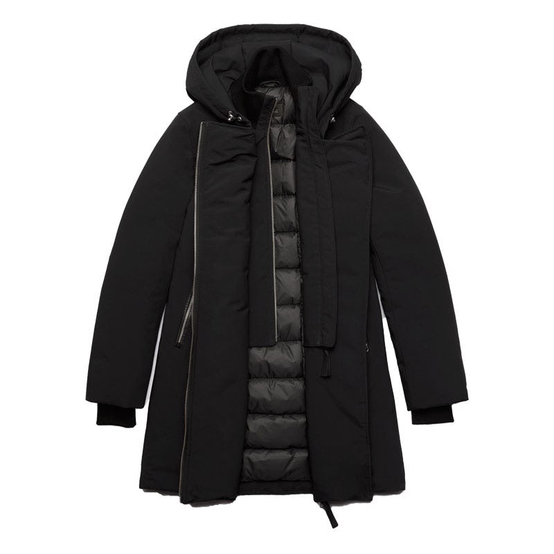 Fashion Girls Are Obsessed With This Practical Coat Trend