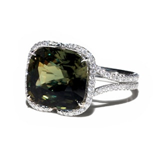 Chic Collection Green Sapphire & Diamond Ring
