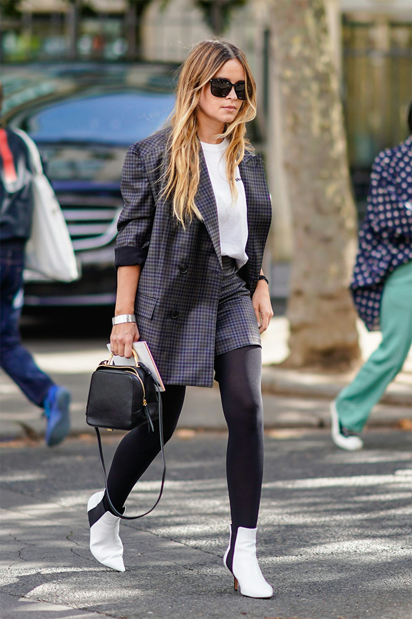 10 Ways To Wear Leggings To Work When Pants Are Too Much To Deal