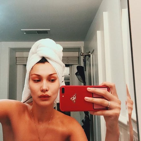 Bella Hadid's mirror selfie with no smile 