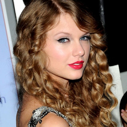 The Complete Beauty Evolution Of Taylor Swift