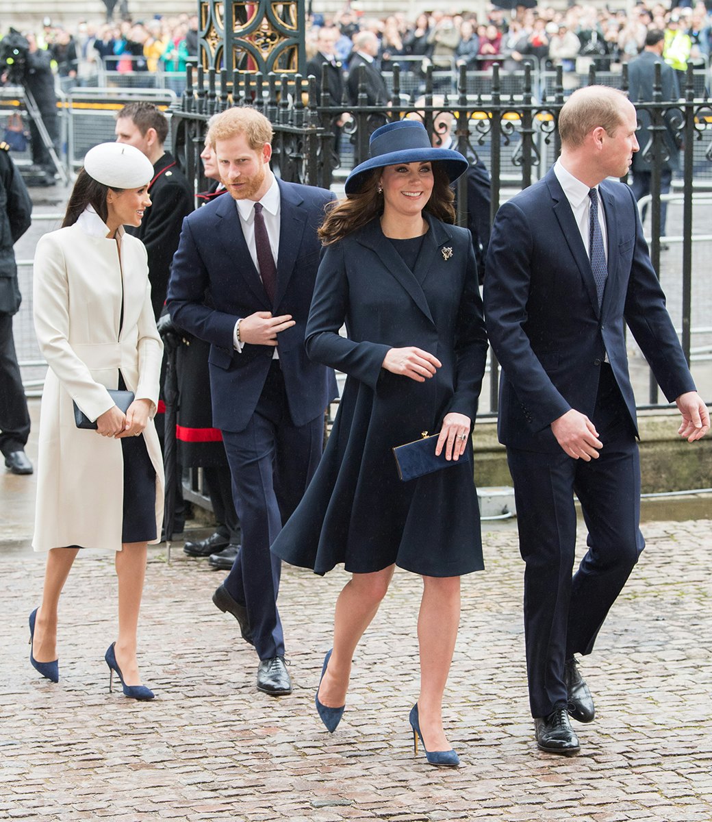 kate middleton navy wedges