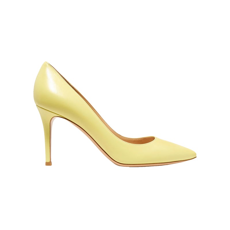 Pale yellow hot sale pumps