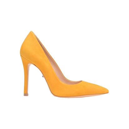 The Feminine Heels Victoria Beckham Swears By