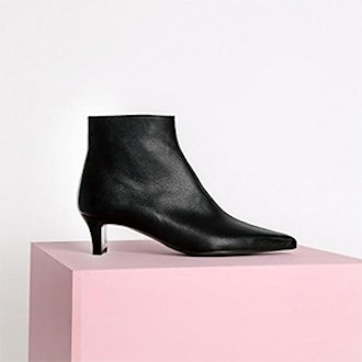 Menodemosso Pointed Ankle Boots