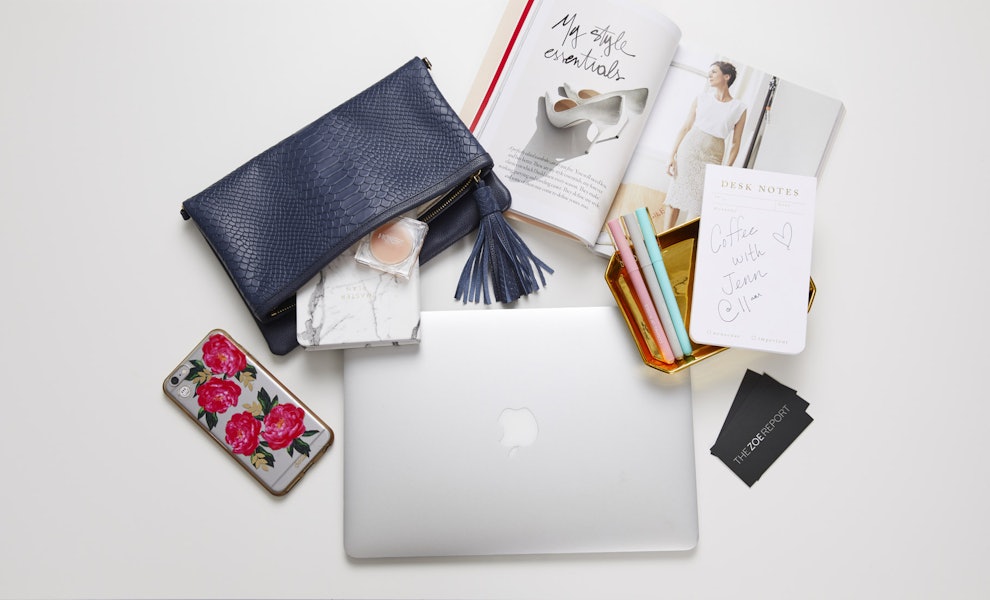Exactly What You Need For The Perfect Desk Selfie