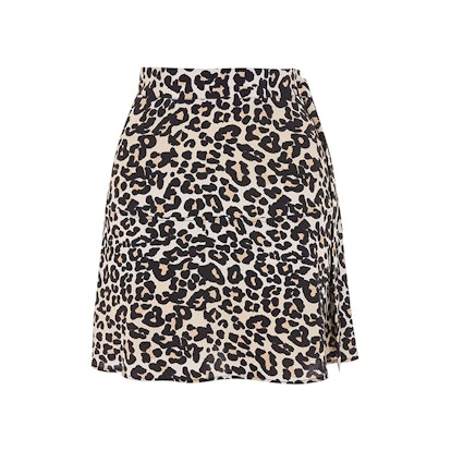 5 Reasons A Mini Skirt And T-Shirt Should Be Your Summer Uniform